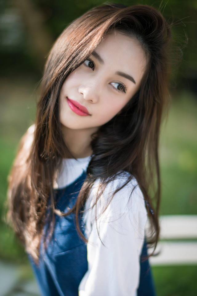 年轻丰满的继母理伦片在线看